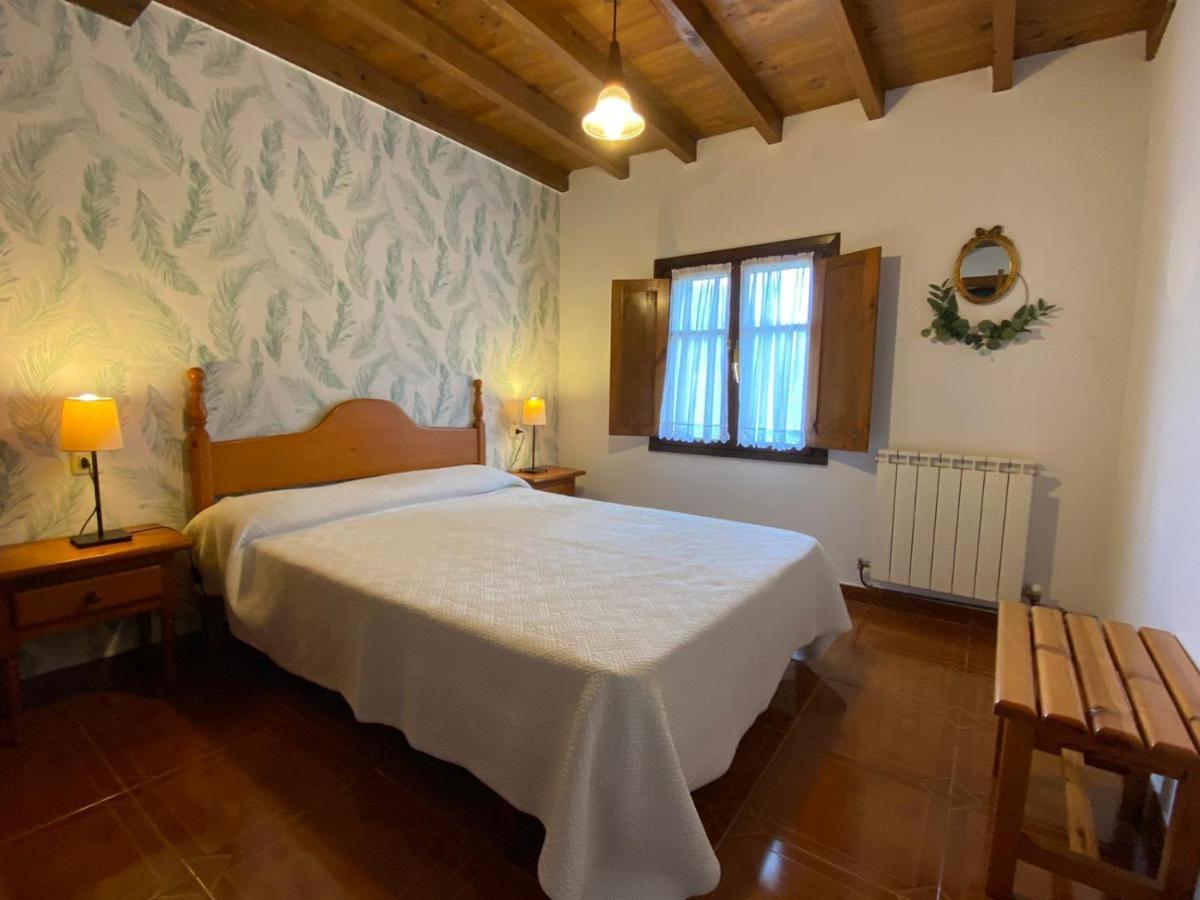 Apartamentos San Juan 2 Lledias Bagian luar foto